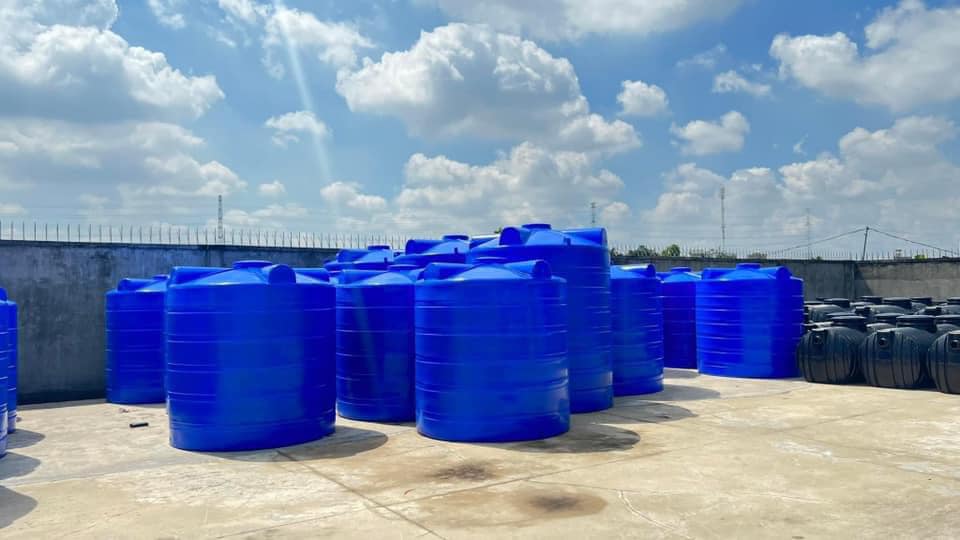 Bồn nhựa 1000L đứng chính hãng nhiều thương hiệu