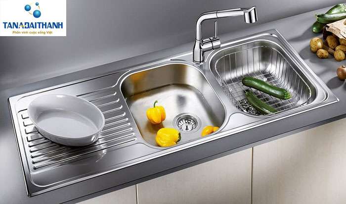 chậu inox có bàn lắp đặt thực tế trong bếp