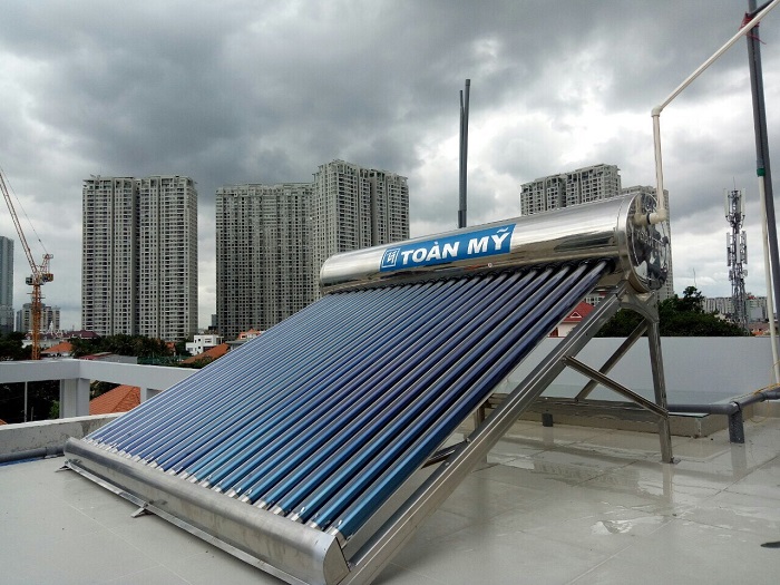 Đo kích thước máy năng lượng mặt trời trước khi lắp đặt