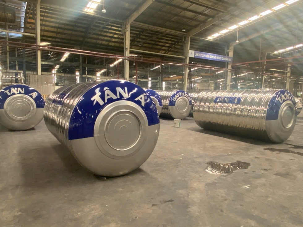 bon nuoc inox tan a dai thanh