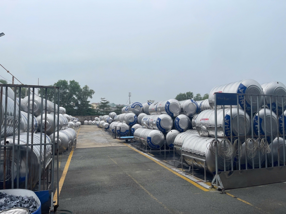 bon nuoc inox son ha