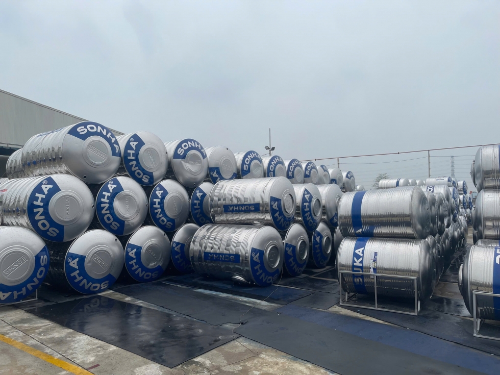 bon nuoc inox son ha