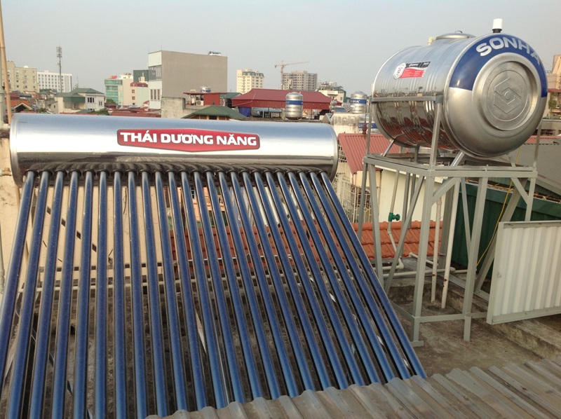 may nuoc nong nang luong mat troi son ha